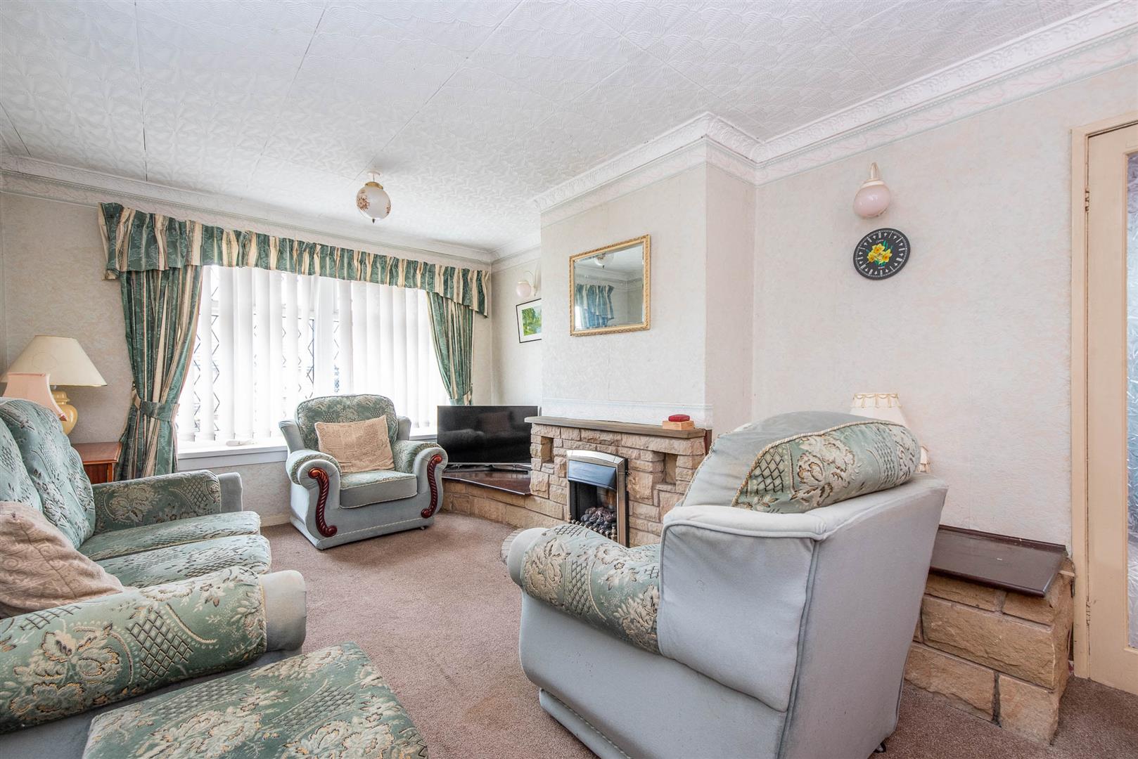 2 bed property in Coniston Drive, Preston